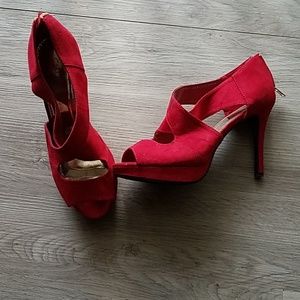 NWT Red platform heels
